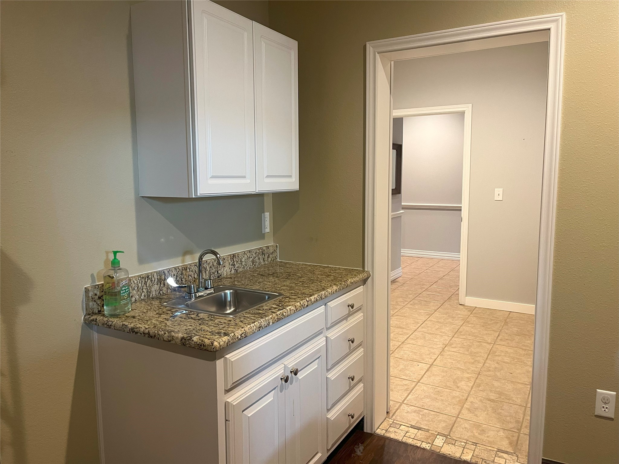 1404 Rice Road 200, 300, Tyler, TX, 75703 | 20981017 | Realty Texas LLC