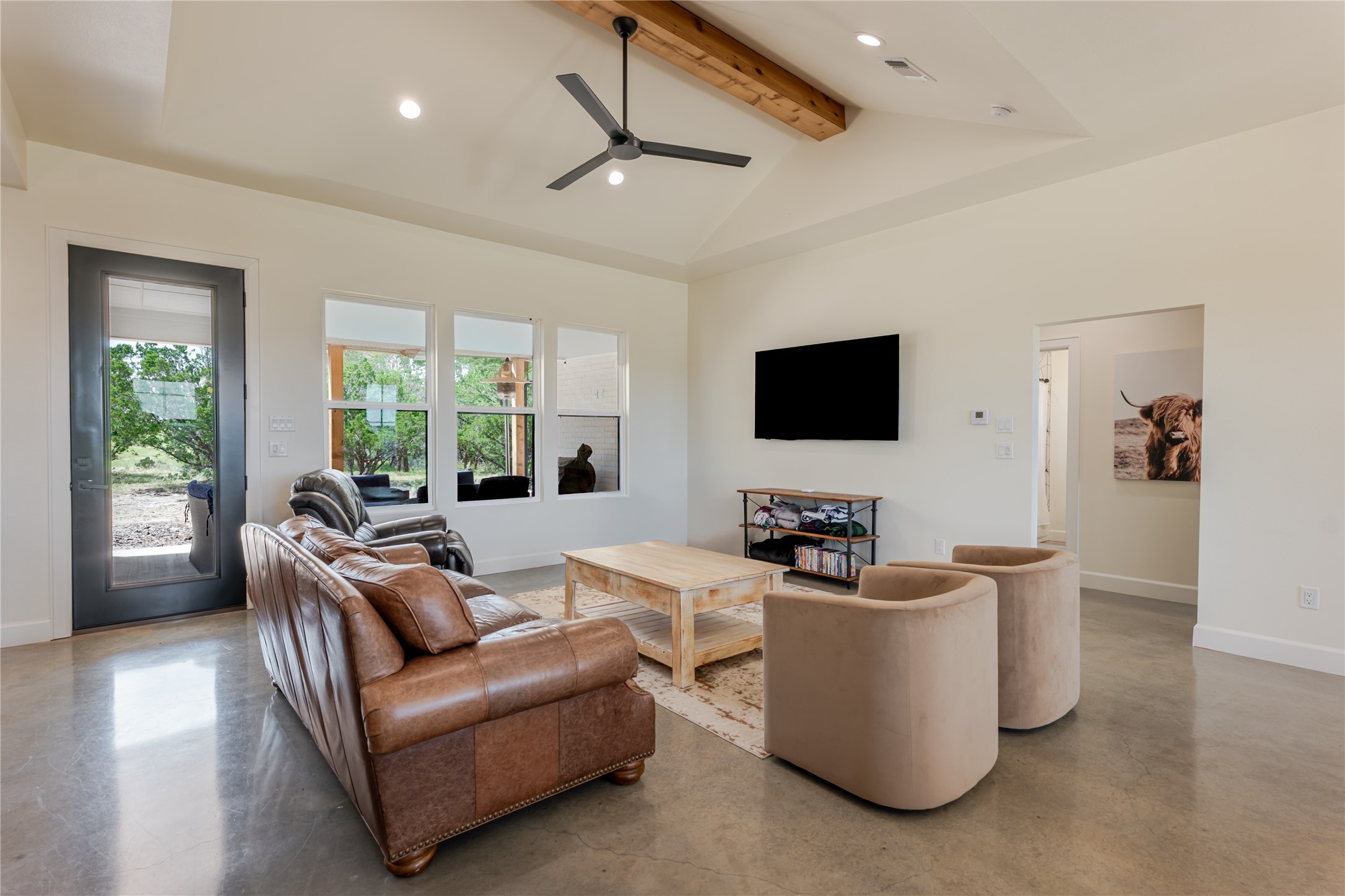 405 Oak Tree Drive, Possum Kingdom Lake, TX, 76449 | 20975838 | Realty Texas LLC