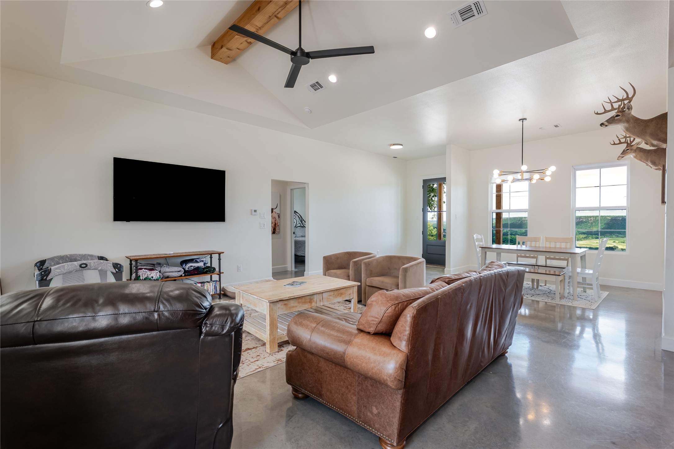 405 Oak Tree Drive, Possum Kingdom Lake, TX, 76449 | 20975838 | Realty Texas LLC