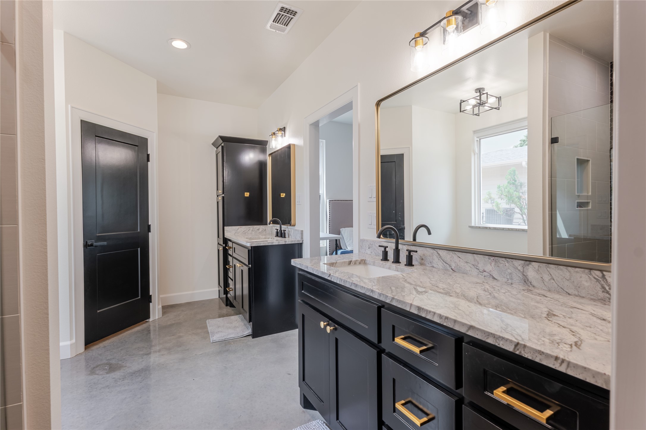 405 Oak Tree Drive, Possum Kingdom Lake, TX, 76449 | 20975838 | Realty Texas LLC
