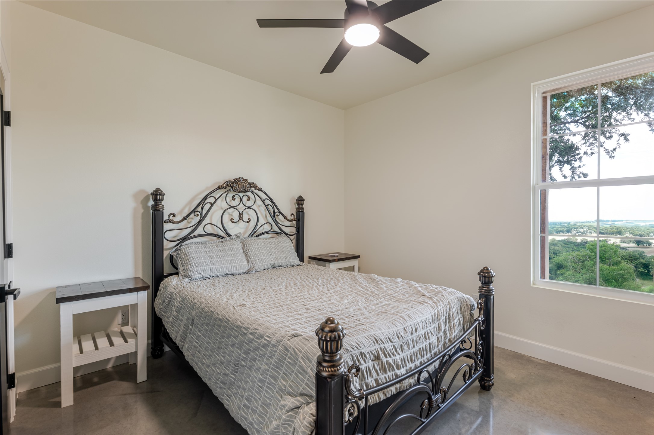 405 Oak Tree Drive, Possum Kingdom Lake, TX, 76449 | 20975838 | Realty Texas LLC