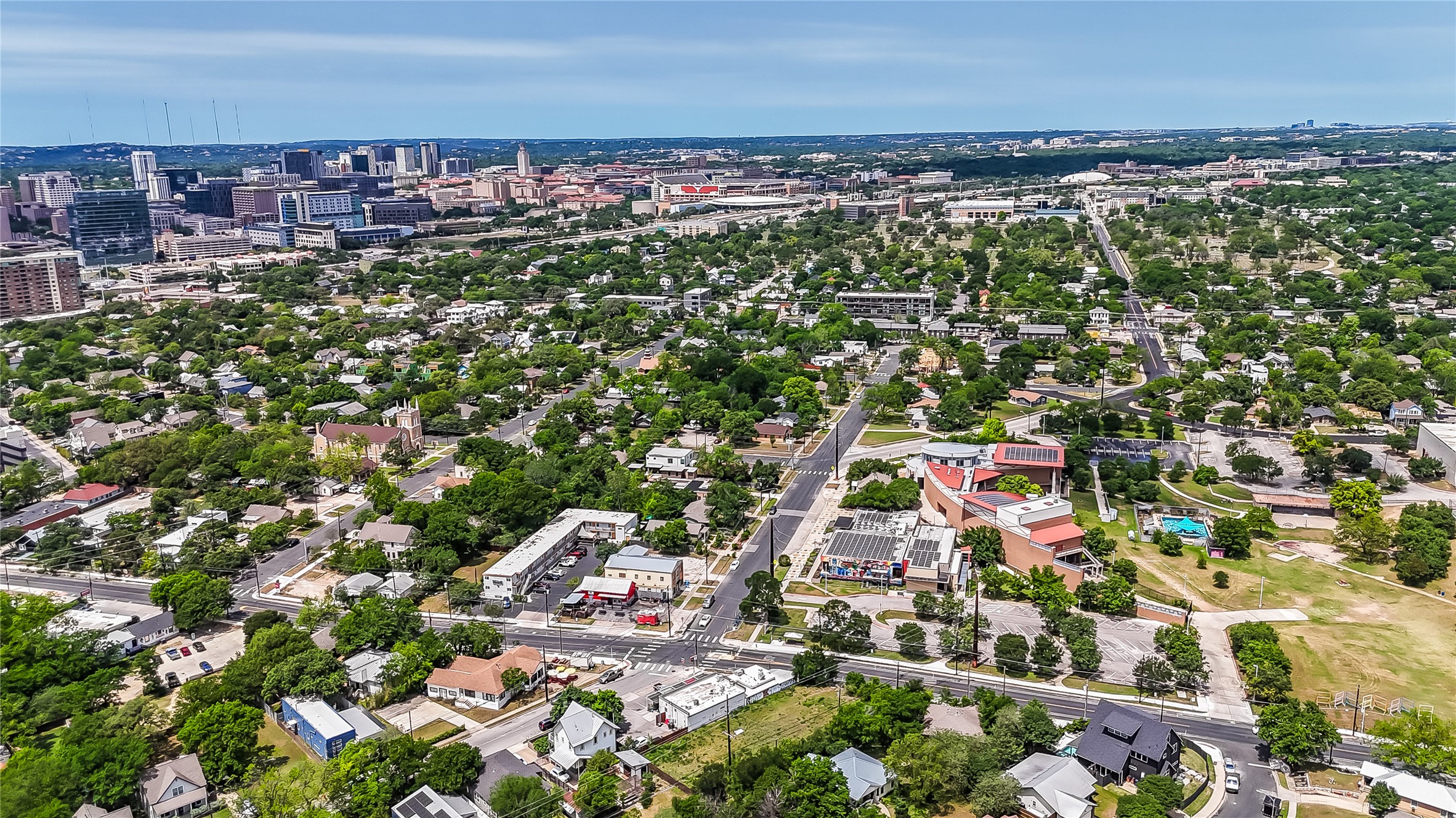1405 Rosewood Ave, Austin, TX, 78702 | 6865774 | Realty Texas LLC