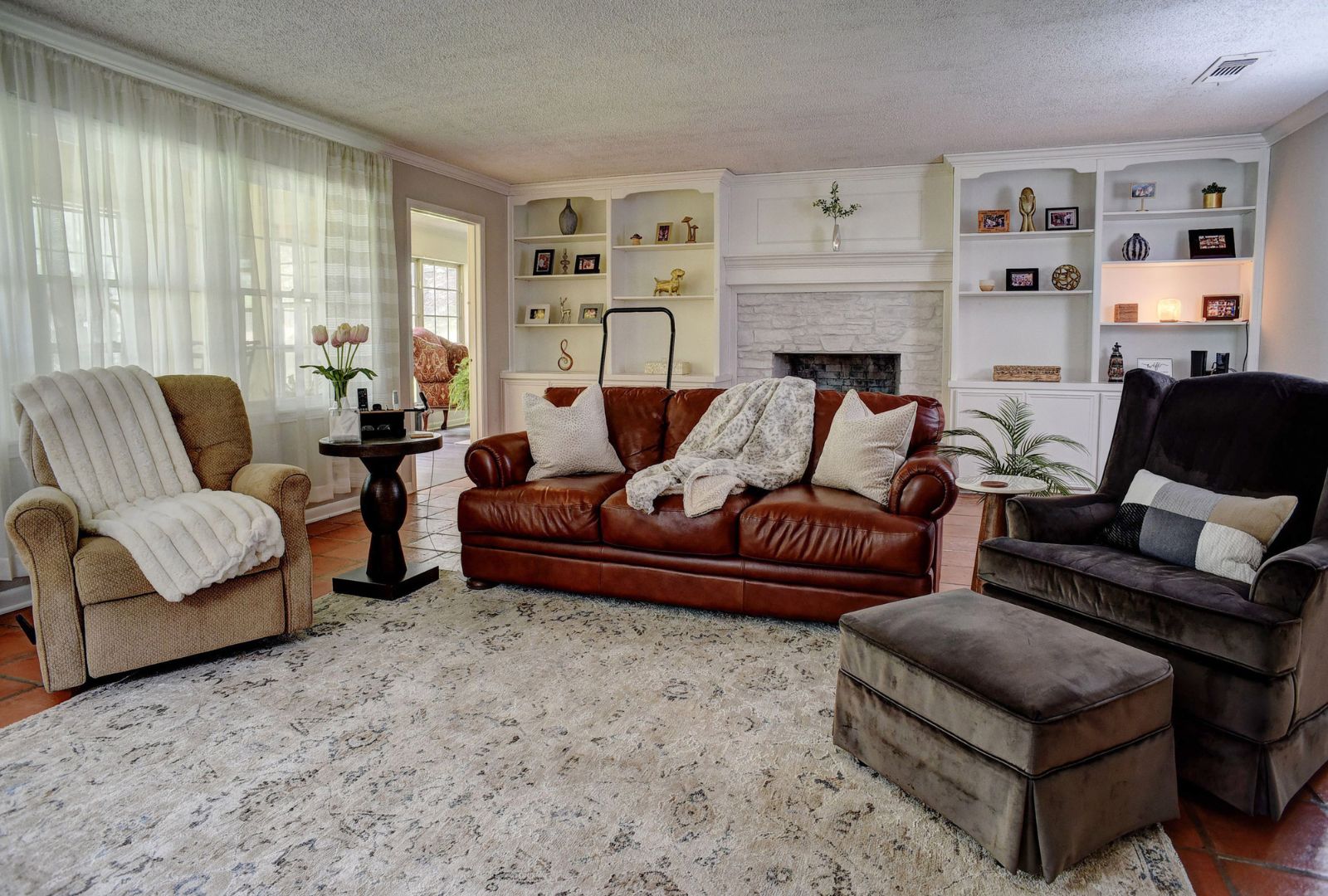 4703 Laguna Ln, Austin, TX, 78746 | 9424581 | Realty Texas LLC