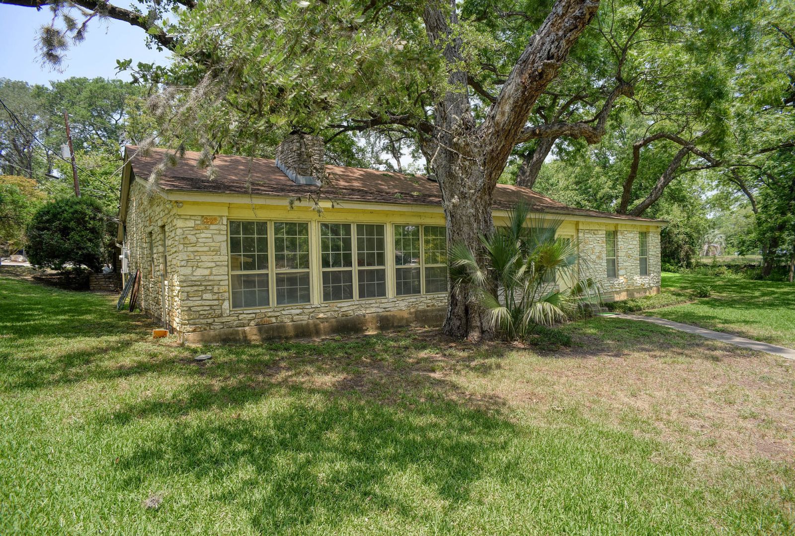 4703 Laguna Ln, Austin, TX, 78746 | 9424581 | Realty Texas LLC