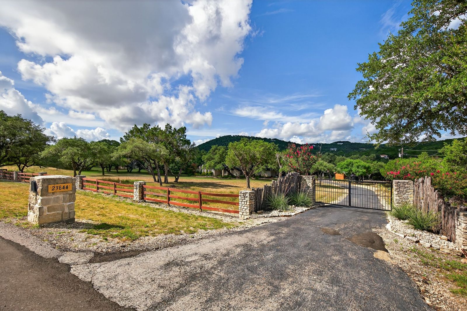 23644 Nameless RD, Leander, TX, 78641 | 3895390 | Realty Texas LLC