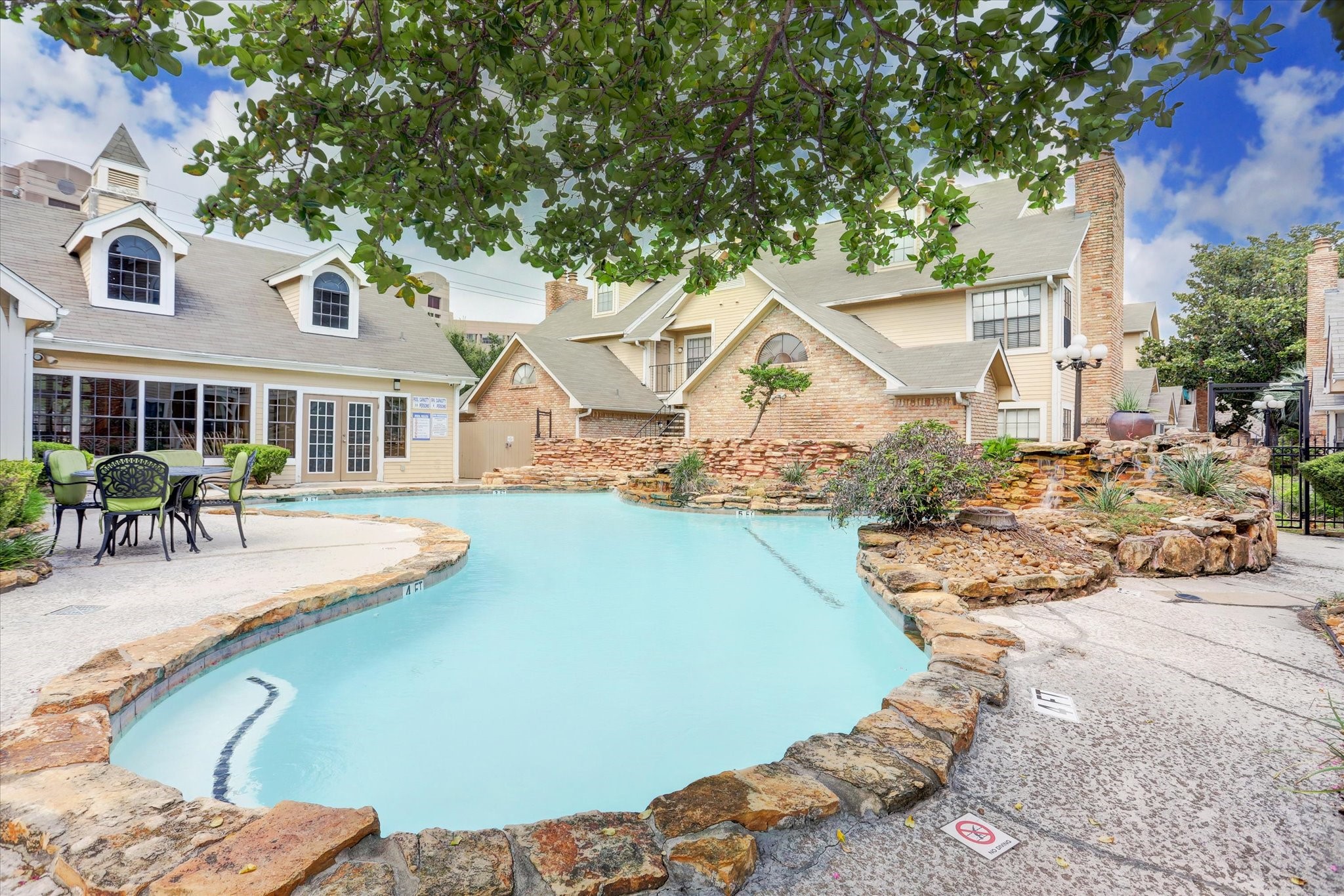 2300 Old Spanish Trail 2059 , Houston, TX, 77054 | 60173976 | Realty Texas LLC