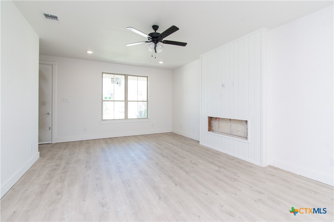 2013 Stillwell Street, Nolanville, TX, 76559 | 585268 | Realty Texas LLC