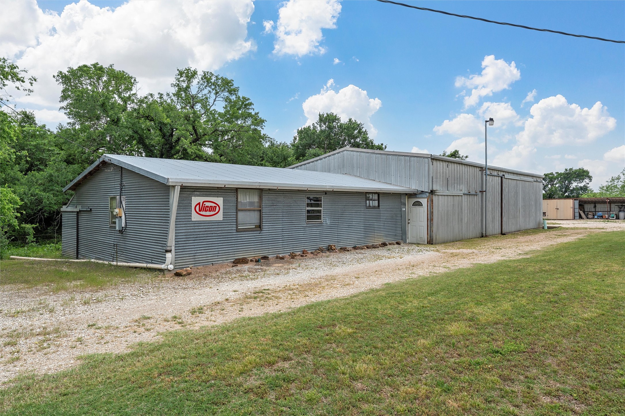 281 A J Muska Road, West, TX, 76691 | 20987827 | Realty Texas LLC