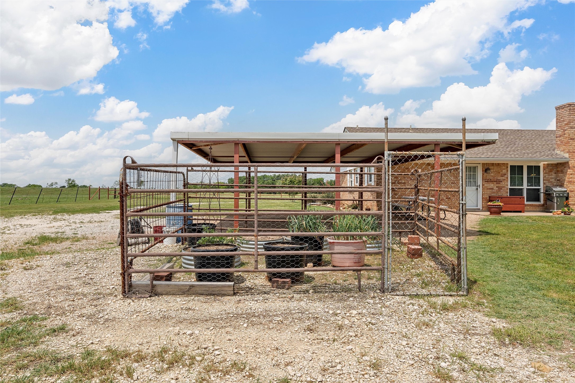 281 A J Muska Road, West, TX, 76691 | 20987827 | Realty Texas LLC