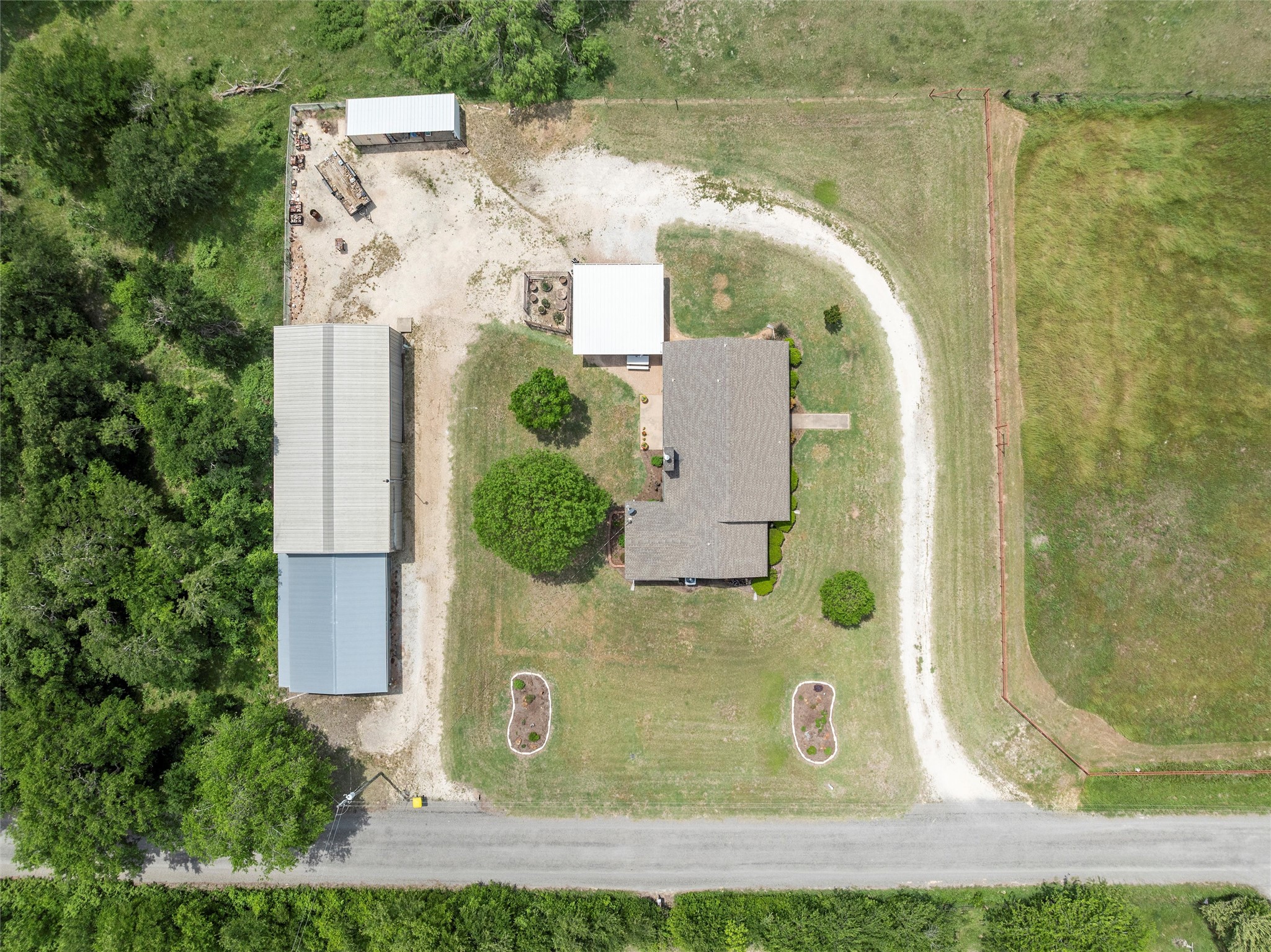 281 A J Muska Road, West, TX, 76691 | 20987827 | Realty Texas LLC