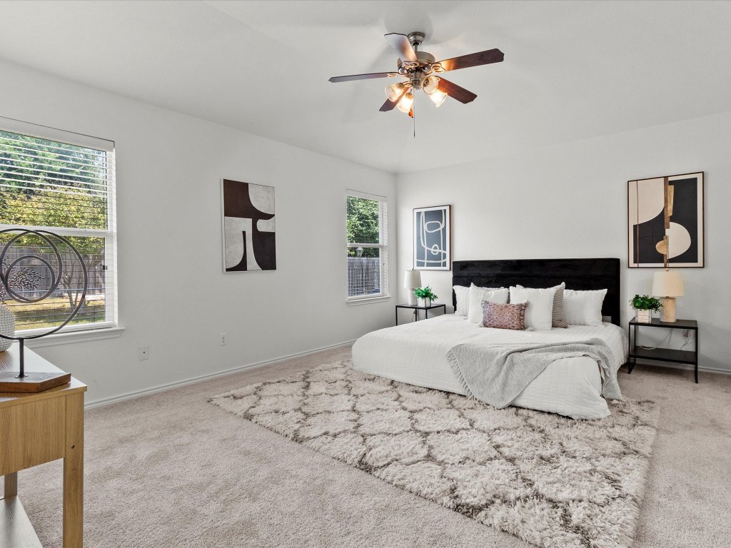 310 Comal Run , Hutto, TX, 78634 | 2011066 | Realty Texas LLC