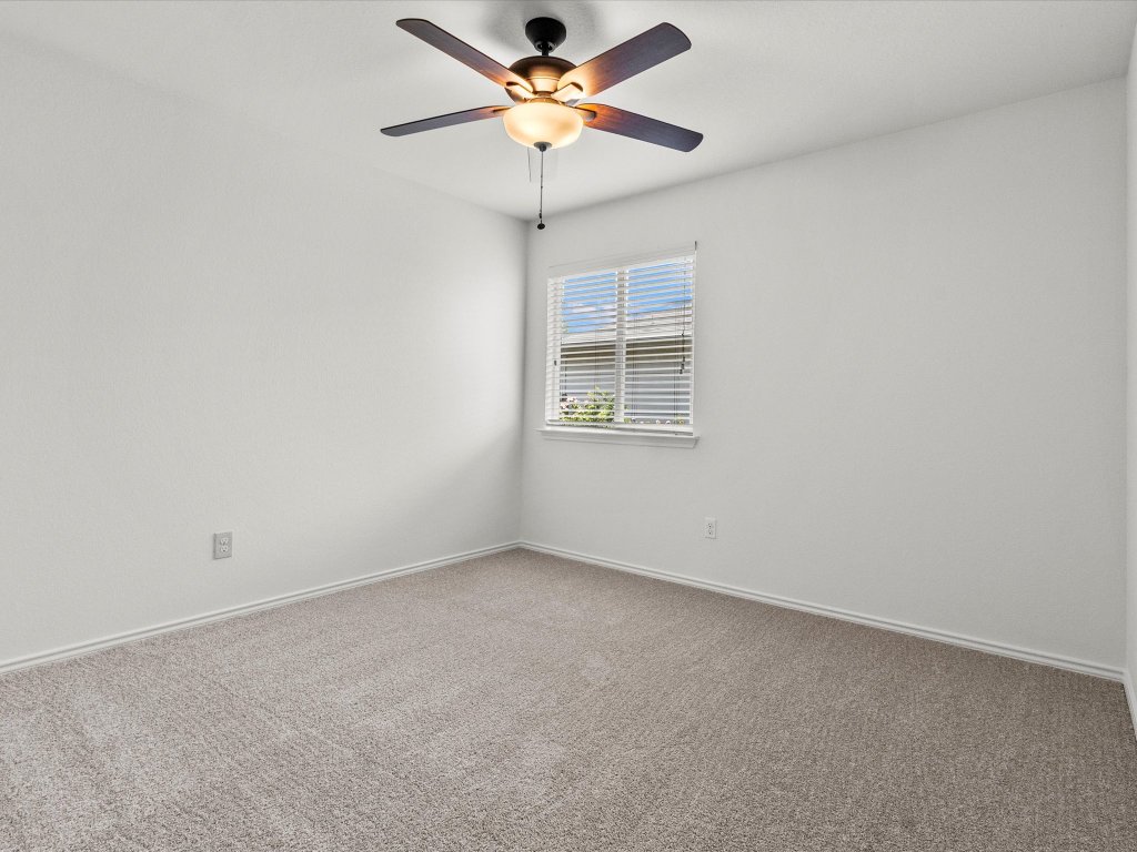 310 Comal Run , Hutto, TX, 78634 | 2011066 | Realty Texas LLC