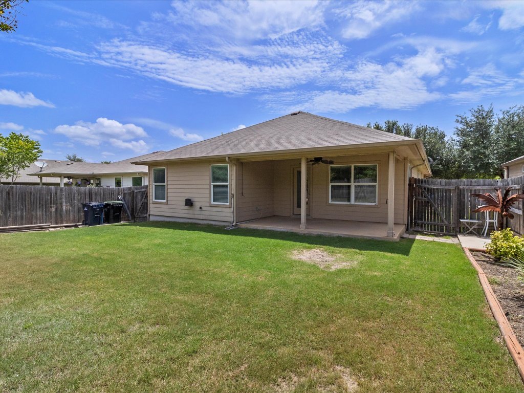310 Comal Run , Hutto, TX, 78634 | 2011066 | Realty Texas LLC
