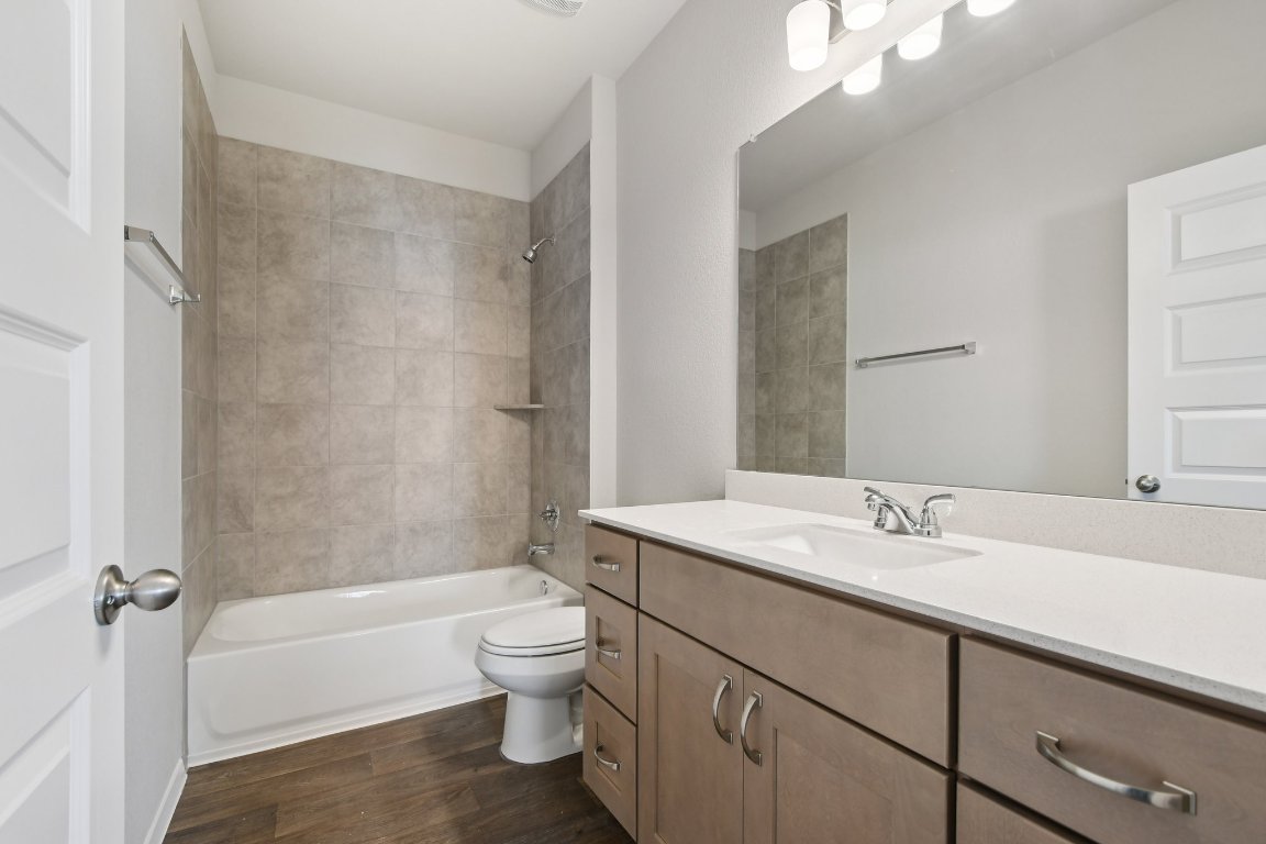 125 Honeybee Lane, Elgin, TX, 78621 | 3288851 | Realty Texas LLC