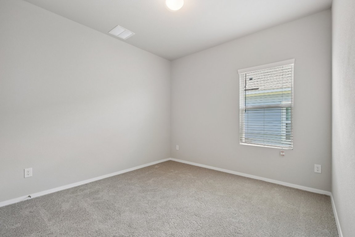 125 Honeybee Lane, Elgin, TX, 78621 | 3288851 | Realty Texas LLC