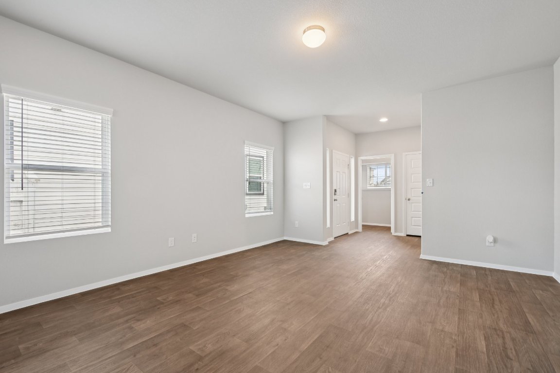125 Honeybee Lane, Elgin, TX, 78621 | 3288851 | Realty Texas LLC