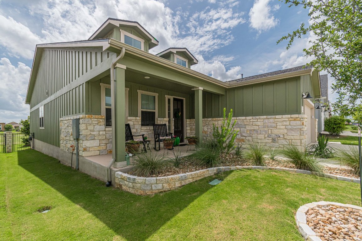 For Sale: 1308 Dancing Oak Lane Blog Image Banner