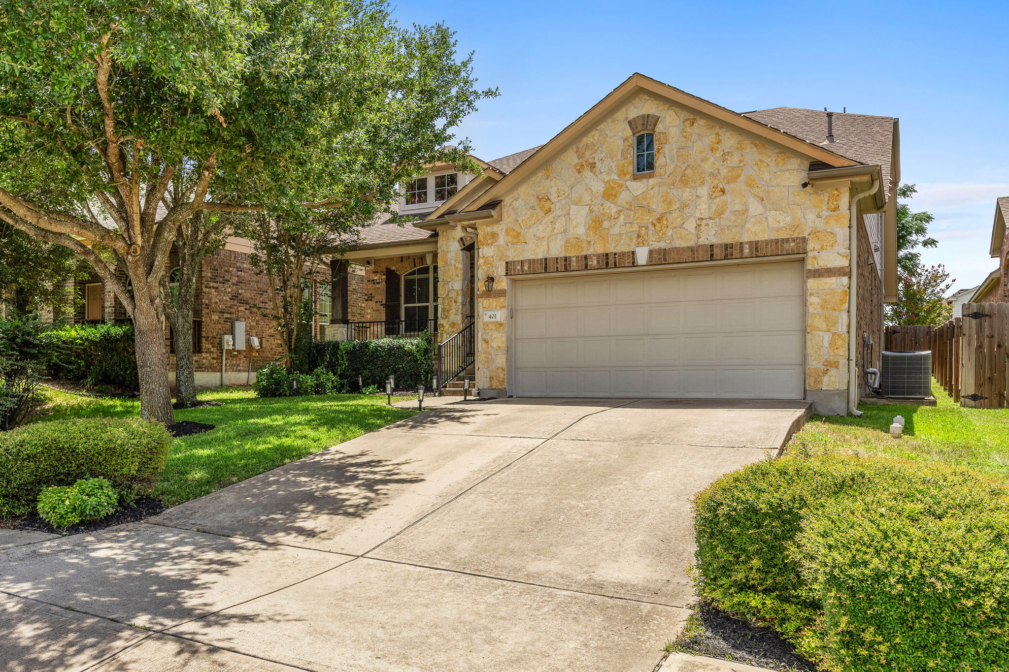 401 Wiltshire DR, Hutto, TX, 78634 | 1981547 | Realty Texas LLC
