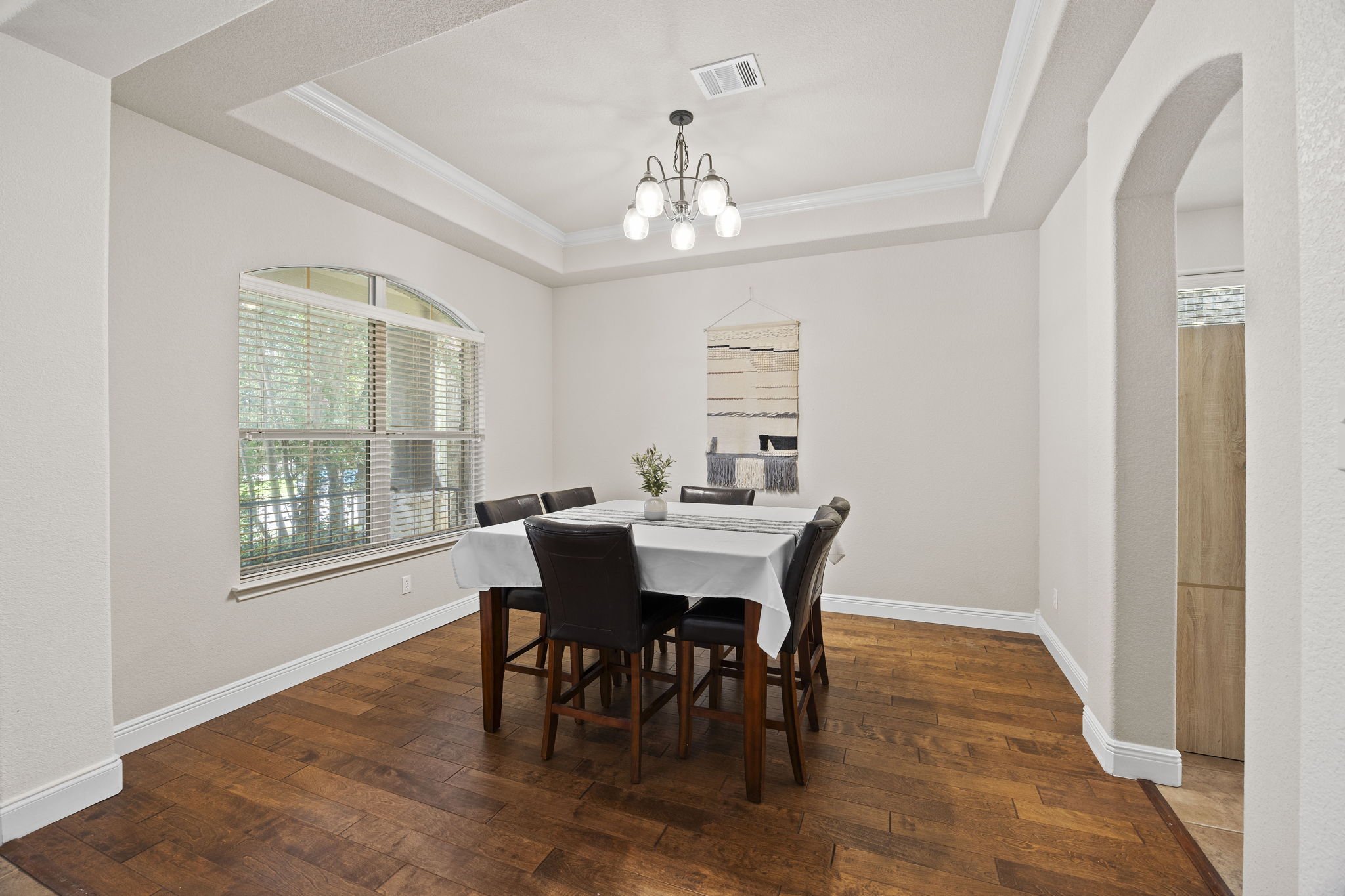 401 Wiltshire DR, Hutto, TX, 78634 | 1981547 | Realty Texas LLC