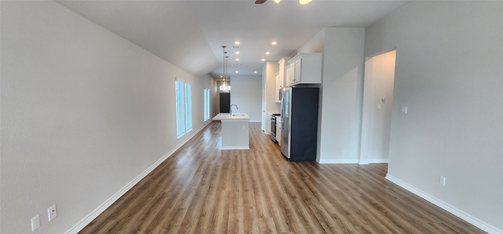 425 Mira Mesa Drive, Liberty Hill, TX, 78642 | 9175693 | Realty Texas LLC