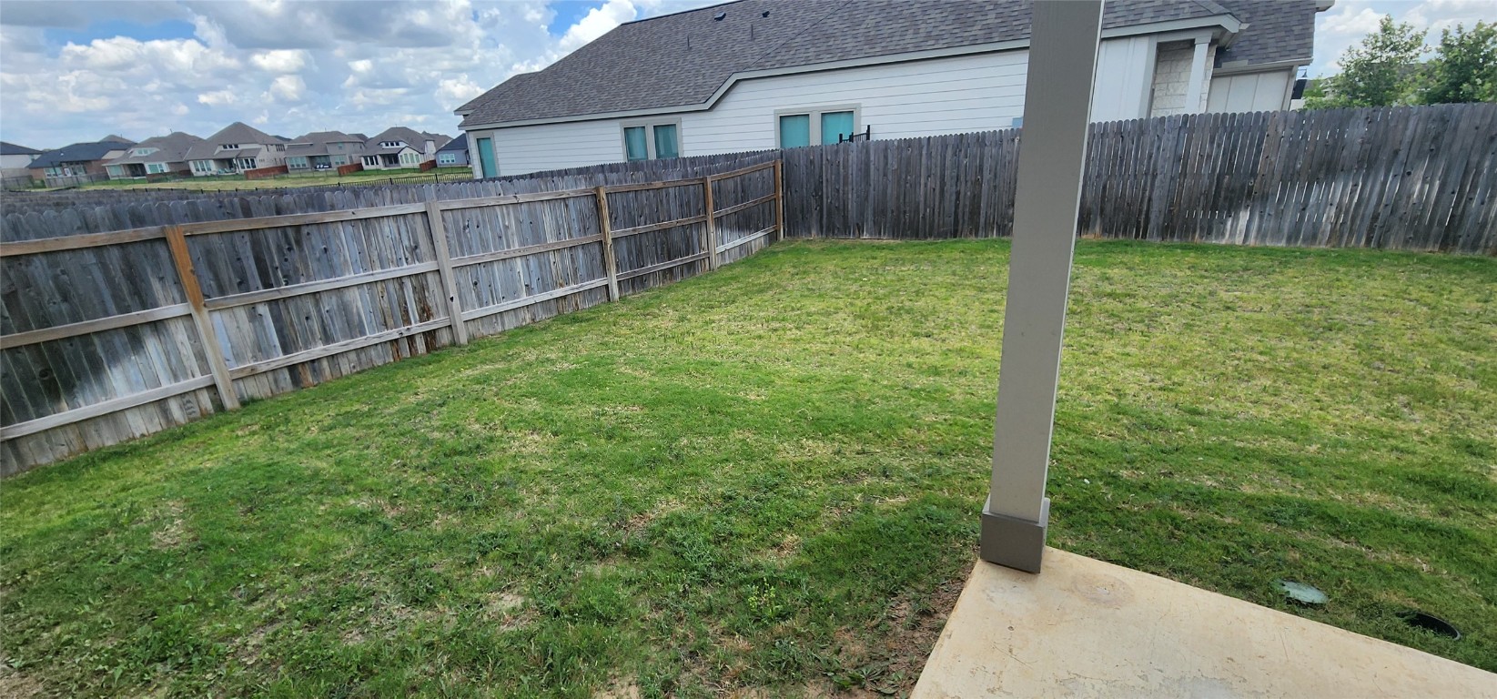 425 Mira Mesa Drive, Liberty Hill, TX, 78642 | 9175693 | Realty Texas LLC