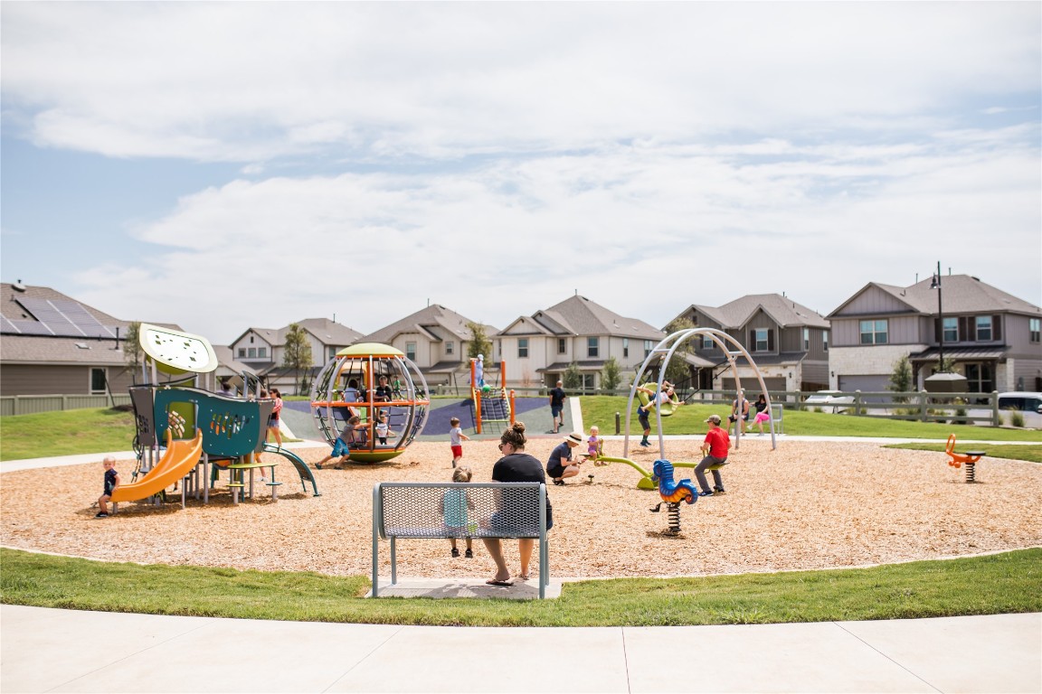 425 Mira Mesa Drive, Liberty Hill, TX, 78642 | 9175693 | Realty Texas LLC