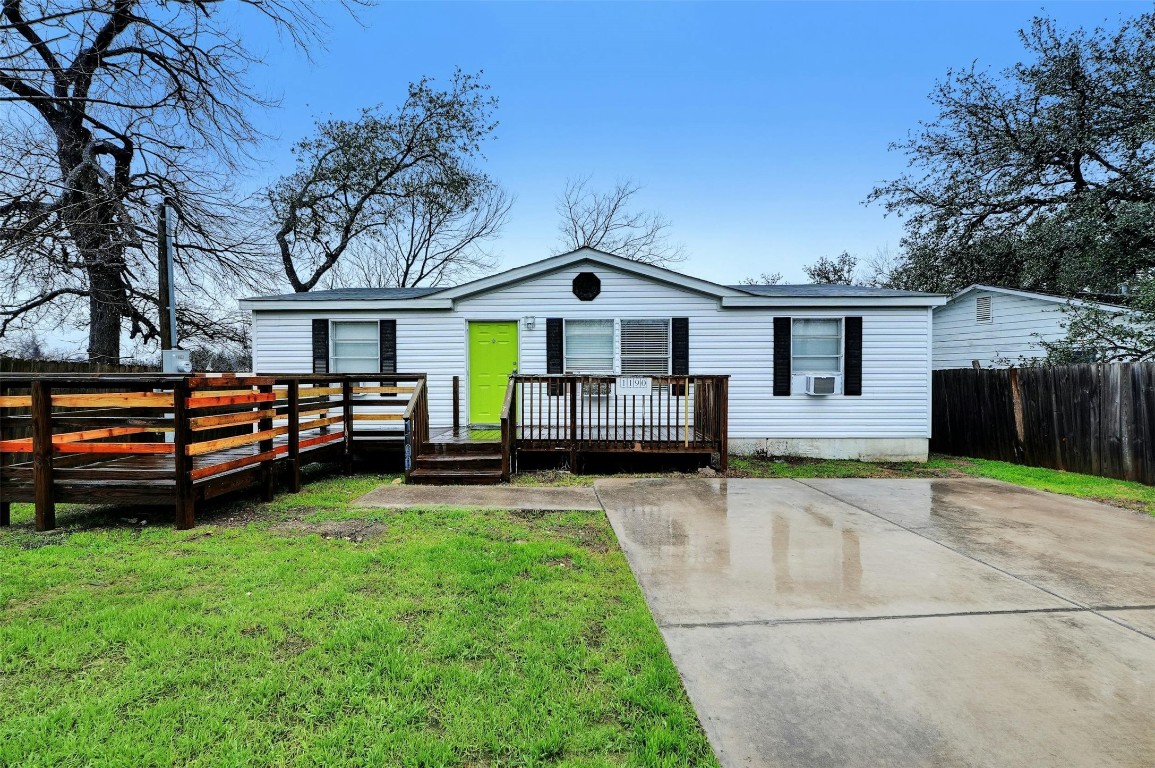1190 Ridge Drive , Austin, TX, 78721 | 3552164 | Realty Texas LLC