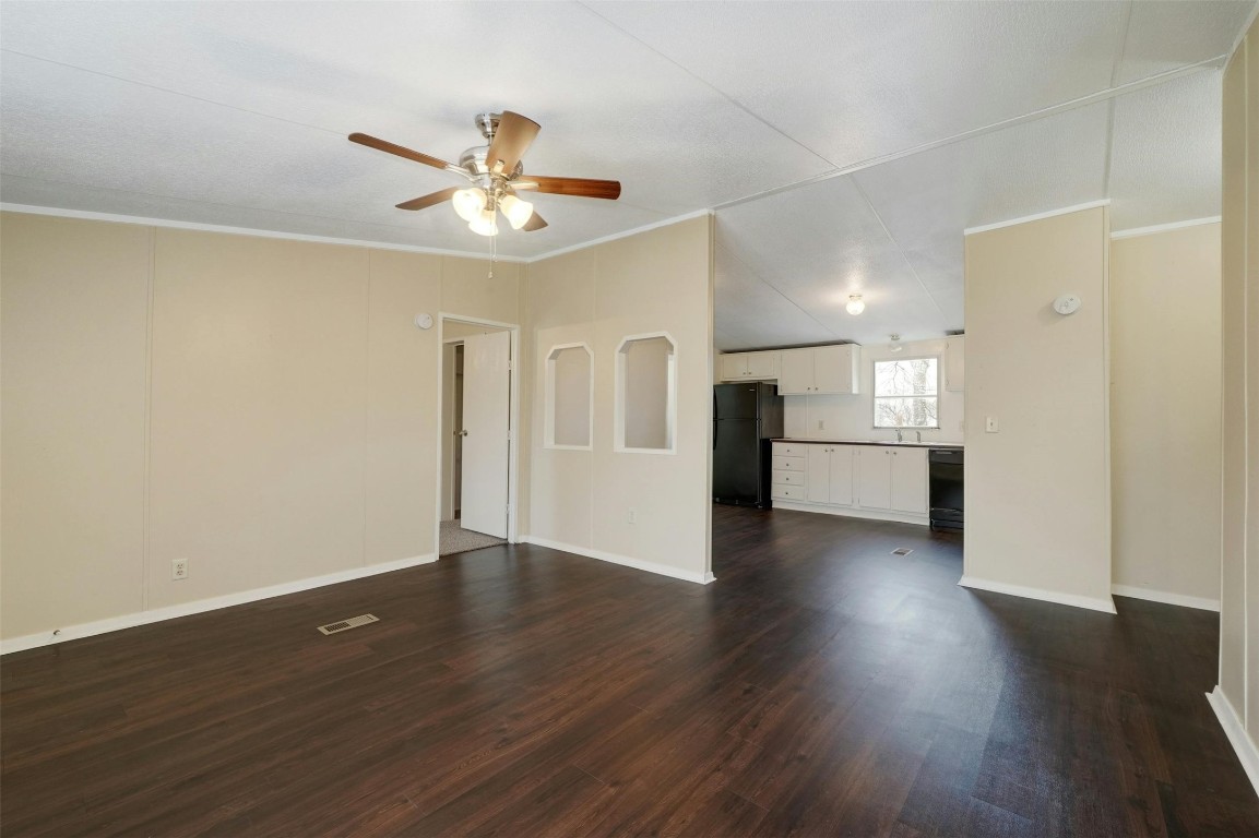 1190 Ridge Drive , Austin, TX, 78721 | 3552164 | Realty Texas LLC