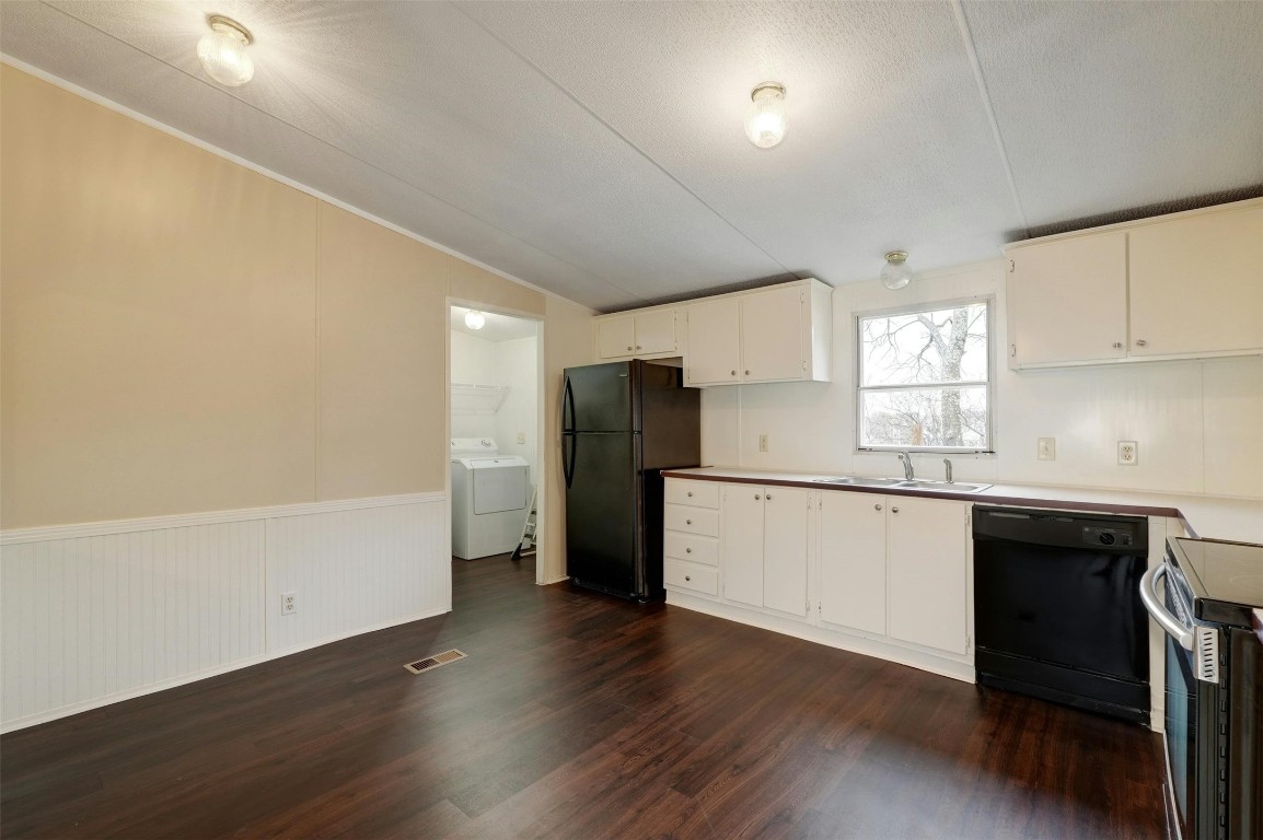 1190 Ridge Drive , Austin, TX, 78721 | 3552164 | Realty Texas LLC