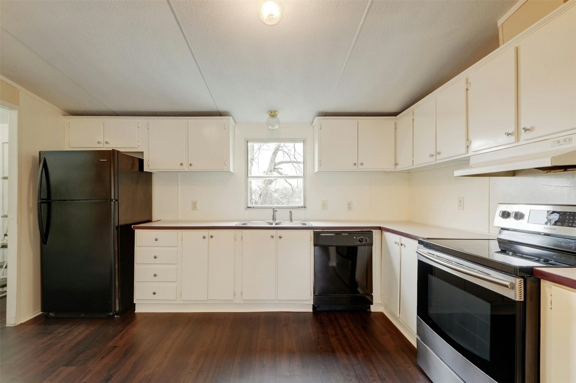 1190 Ridge Drive , Austin, TX, 78721 | 3552164 | Realty Texas LLC