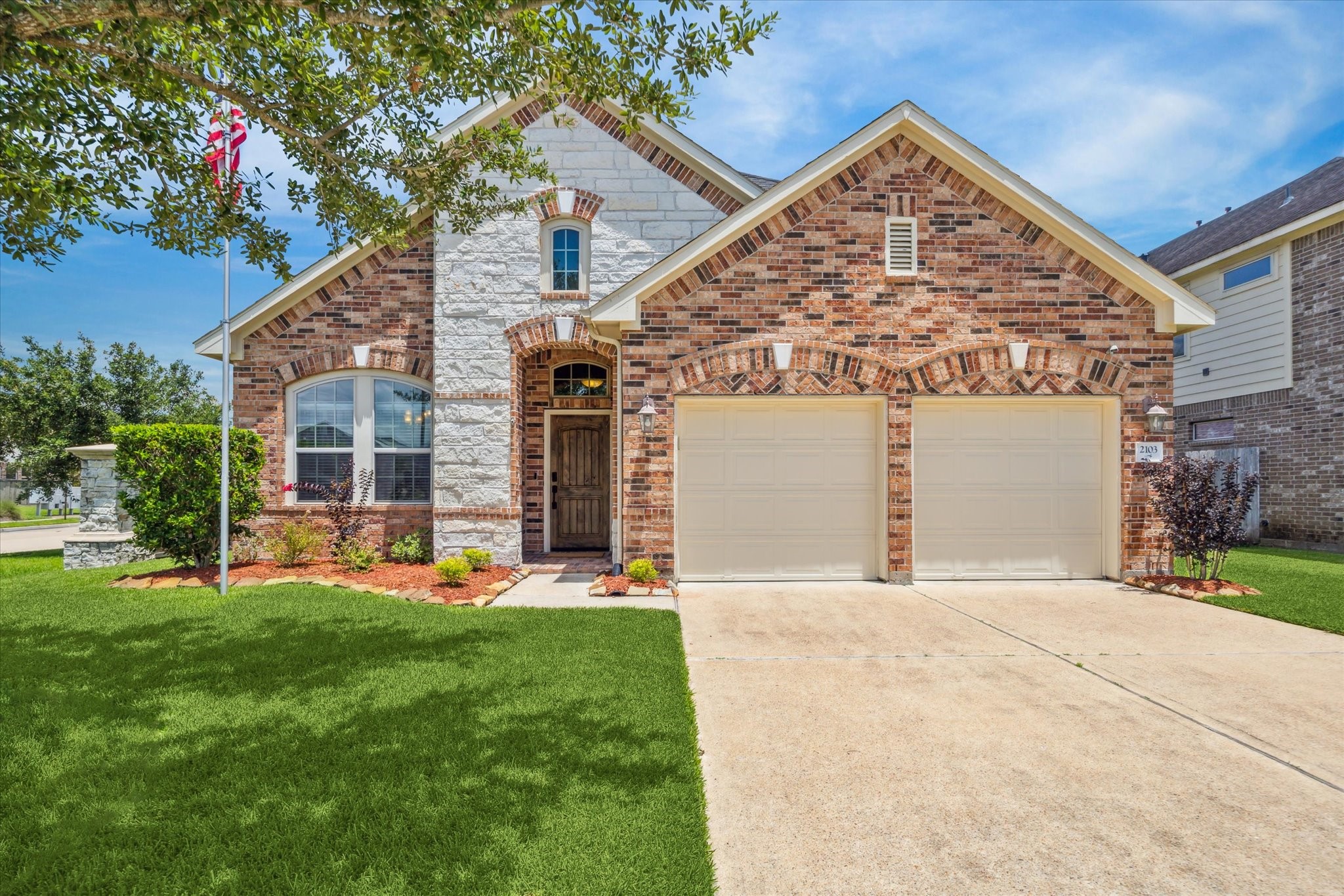 2103 Pleasant Valley Road, Pearland, TX, 77581 | 38828922 | Realty Texas LLC