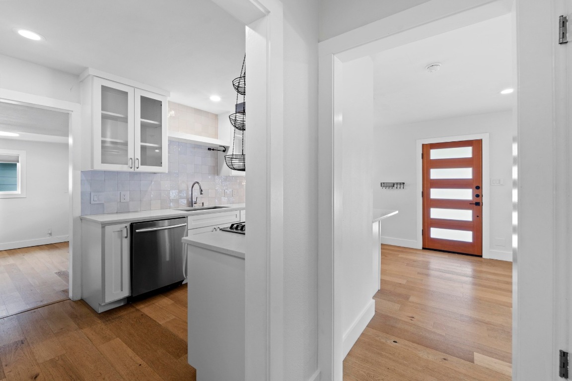 1701 Brentwood Street, Austin, TX, 78757 | 1341953 | Realty Texas LLC