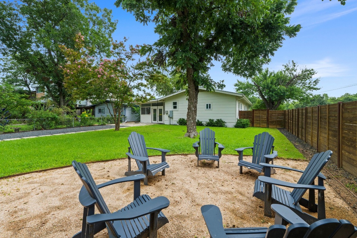 1701 Brentwood Street, Austin, TX, 78757 | 1341953 | Realty Texas LLC