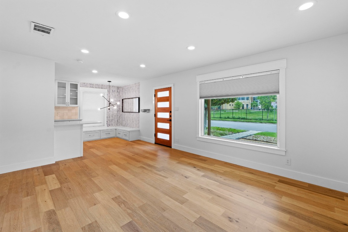 1701 Brentwood Street, Austin, TX, 78757 | 1341953 | Realty Texas LLC