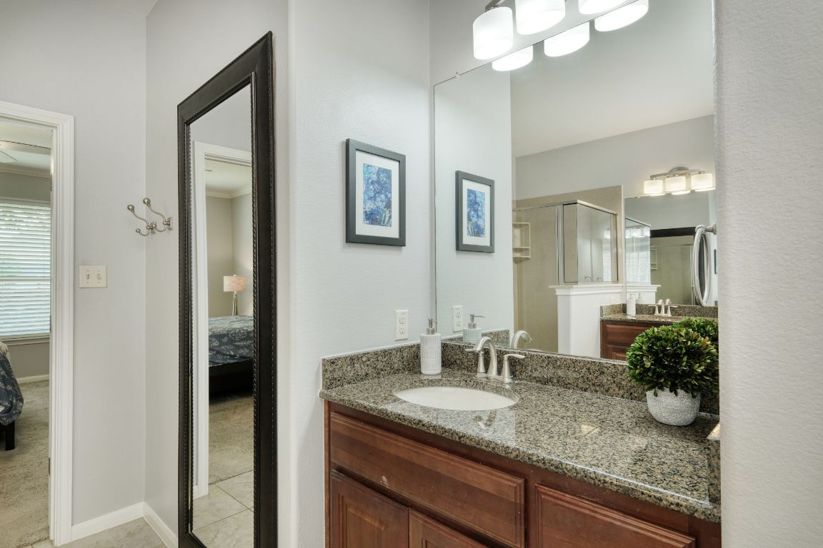 12421 Black Hills Drive, Austin, TX, 78748 | 4403821 | Realty Texas LLC