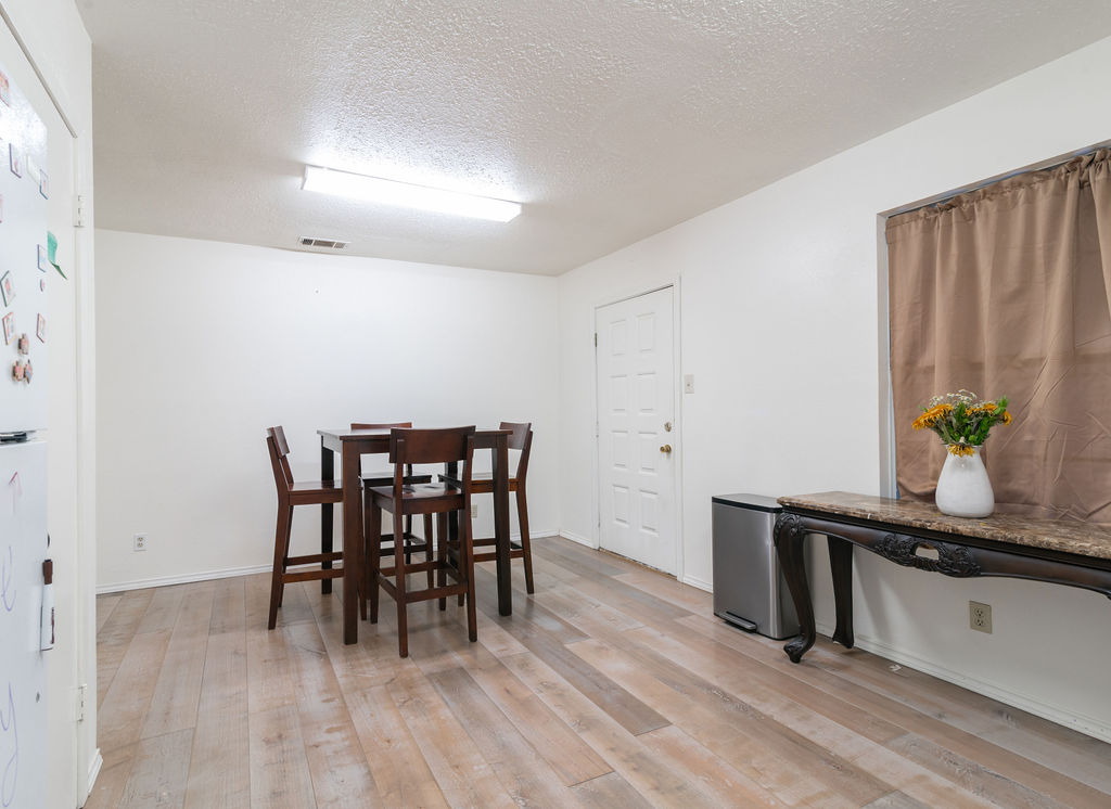 1106 Saucedo Street, Austin, TX, 78721 | 2792701 | Realty Texas LLC