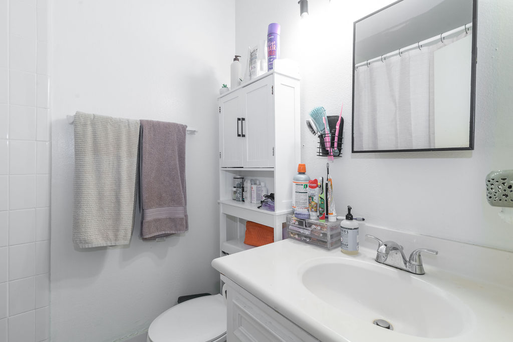 1106 Saucedo Street, Austin, TX, 78721 | 2792701 | Realty Texas LLC