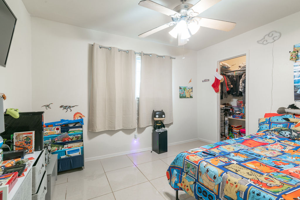 1106 Saucedo Street, Austin, TX, 78721 | 2792701 | Realty Texas LLC