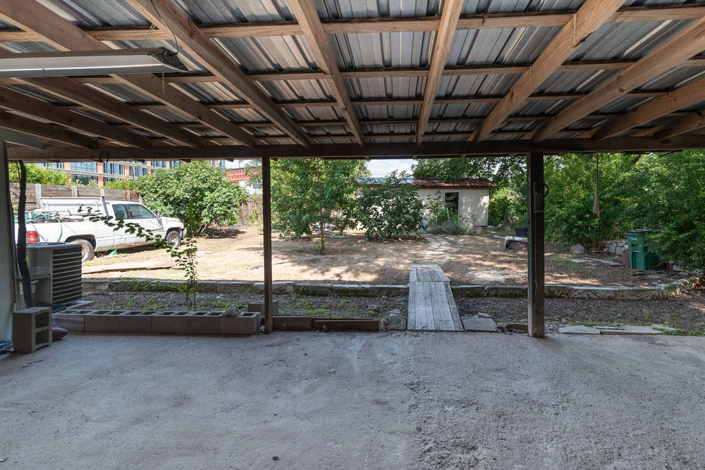 1106 Saucedo Street, Austin, TX, 78721 | 2792701 | Realty Texas LLC