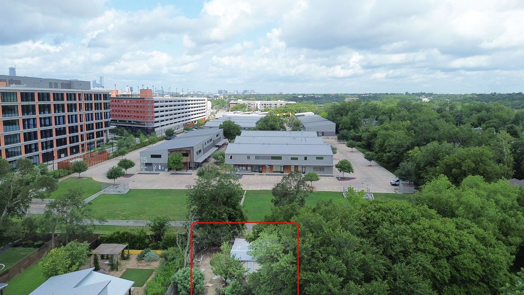 1106 Saucedo Street, Austin, TX, 78721 | 2792701 | Realty Texas LLC