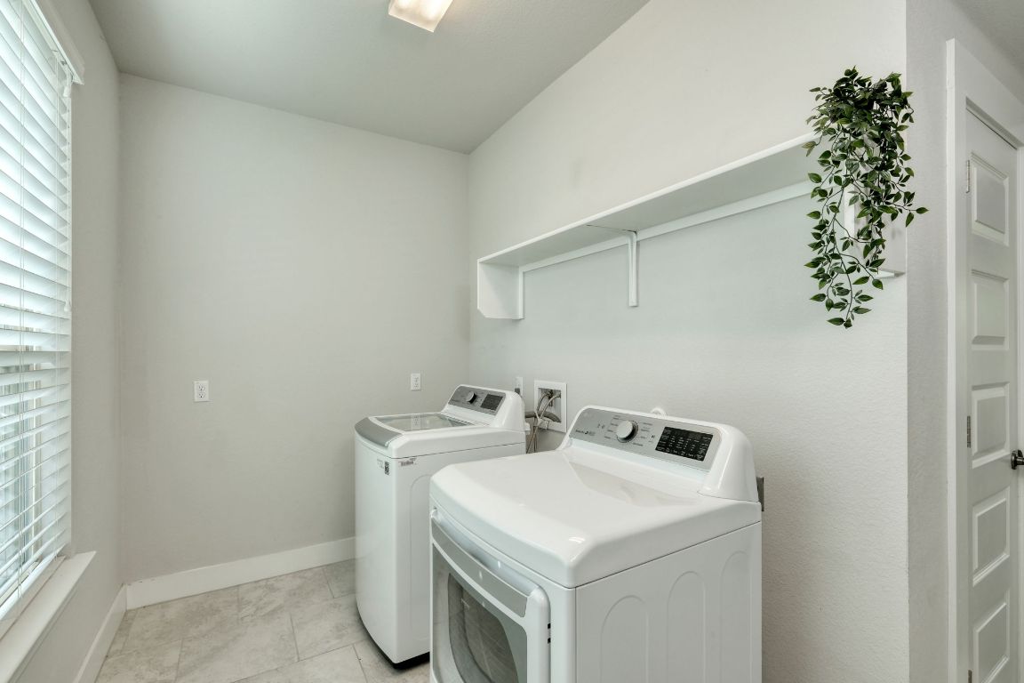 9701 McKnight Loop , Austin, TX, 78717 | 2274613 | Realty Texas LLC