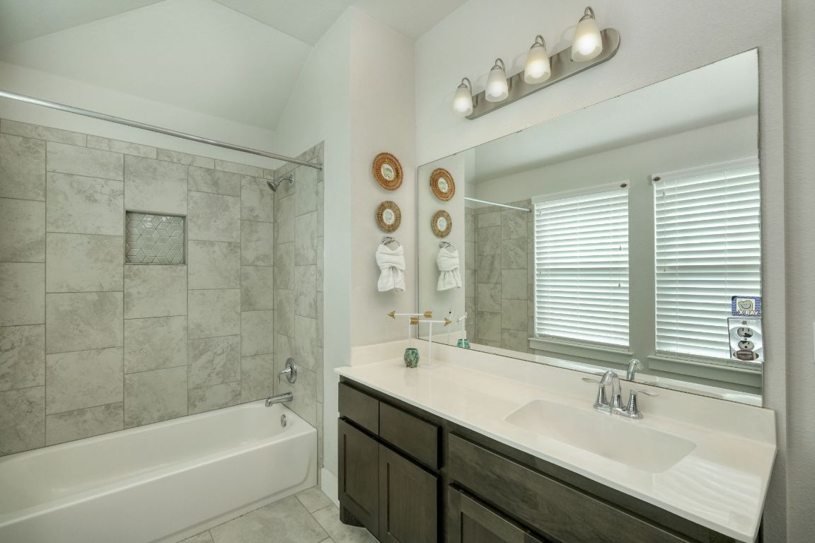 9701 McKnight Loop , Austin, TX, 78717 | 2274613 | Realty Texas LLC