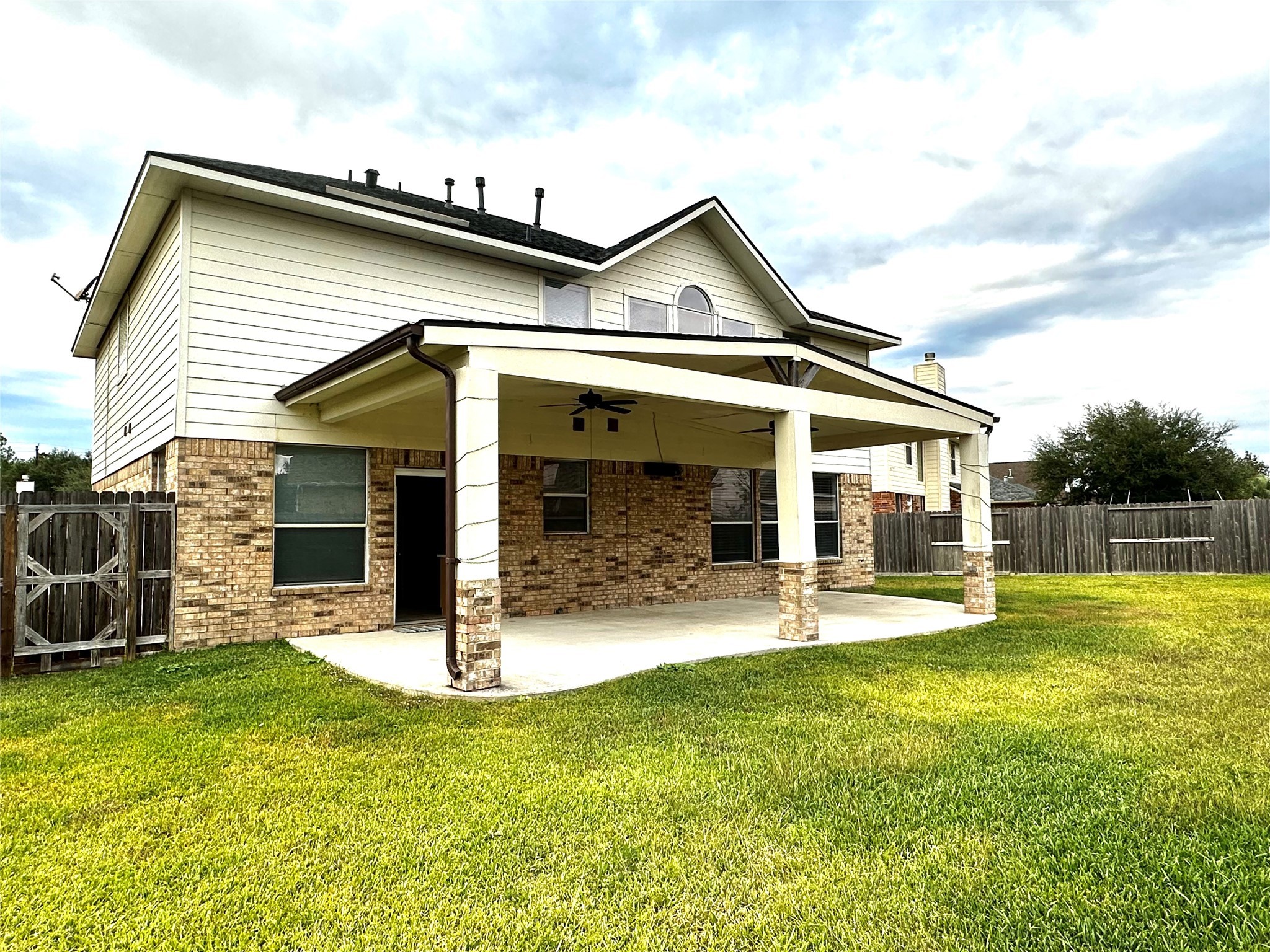 3615 Shasta Court, Pearland, TX, 77584 | 66493473 | Realty Texas LLC