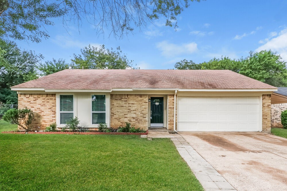 1721 Steinburg Lane , Fort Worth, TX, 76134 | 21003873 | Realty Texas LLC