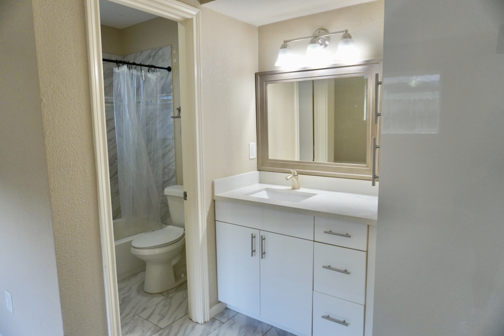 7527 Oak Village Drive, Houston, TX, 77396 | 49470192 | Realty Texas LLC