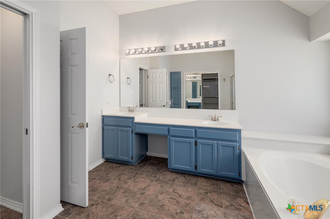 703 Ivy Court, Round Rock, TX, 78681 | 587046 | Realty Texas LLC