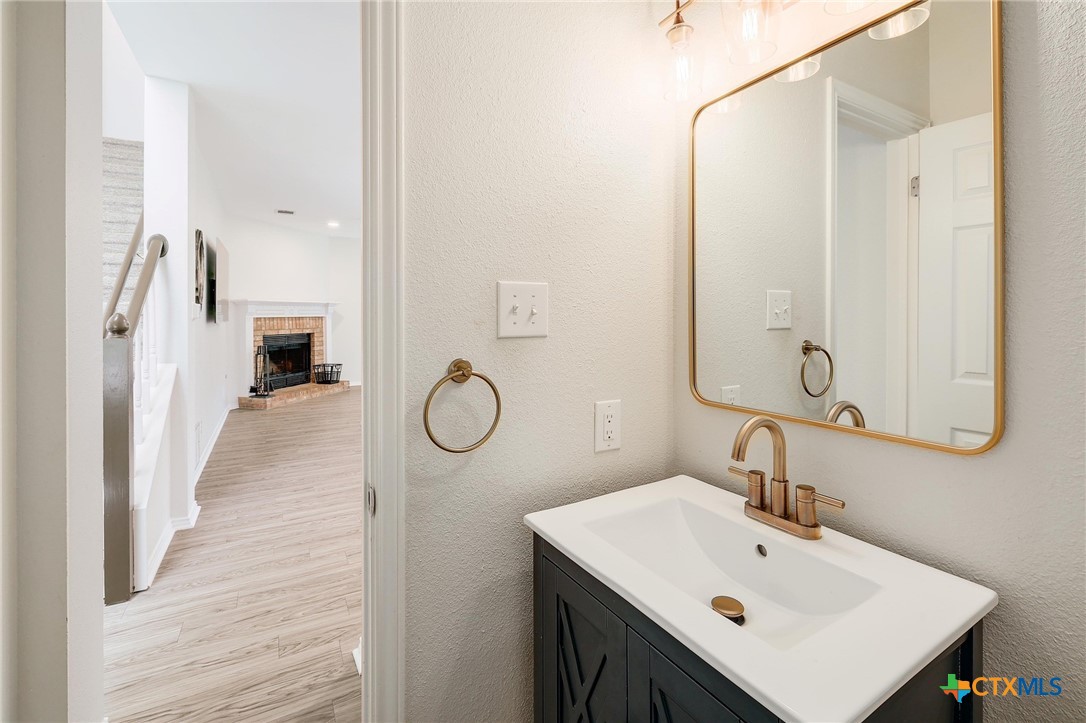 703 Ivy Court, Round Rock, TX, 78681 | 587046 | Realty Texas LLC