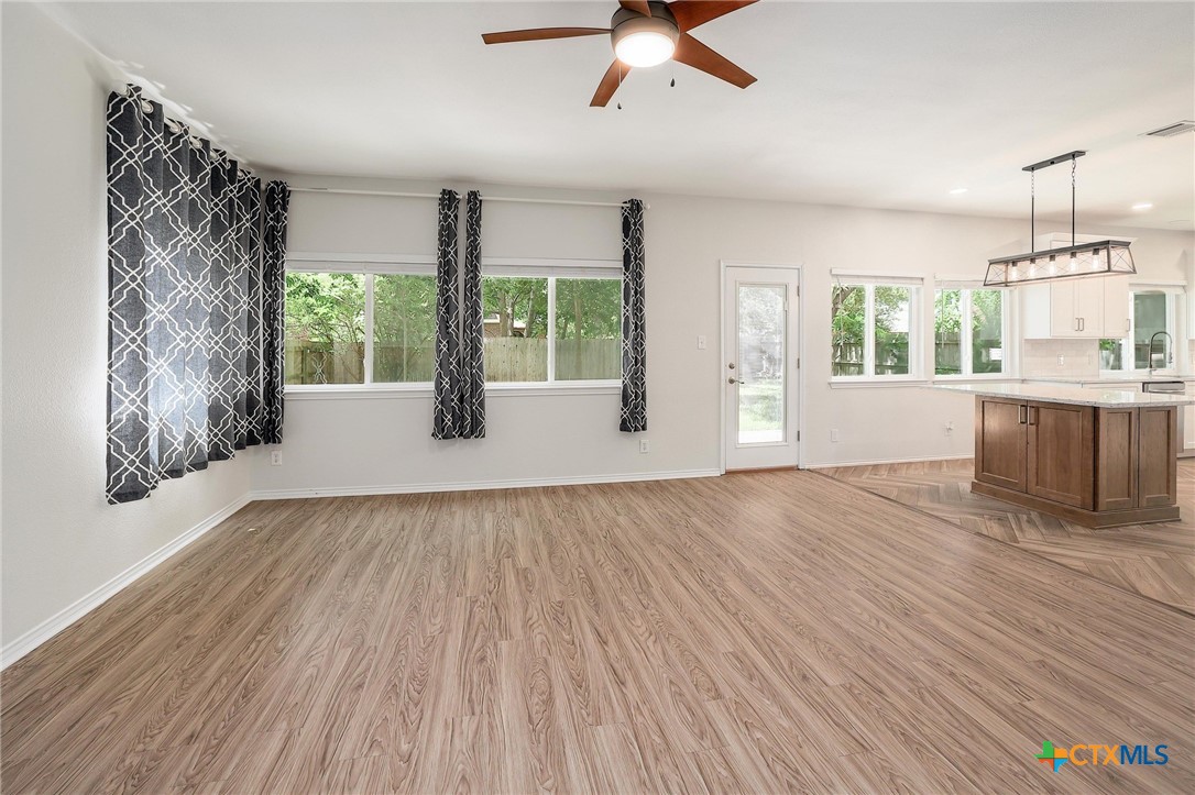 703 Ivy Court, Round Rock, TX, 78681 | 587046 | Realty Texas LLC