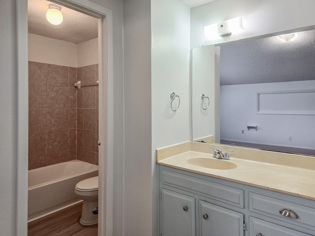 3564 Ranch Road 2222, Austin, TX, 78731 | 2684521 | Realty Texas LLC