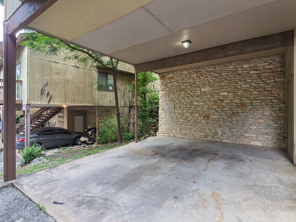 3564 Ranch Road 2222, Austin, TX, 78731 | 2684521 | Realty Texas LLC
